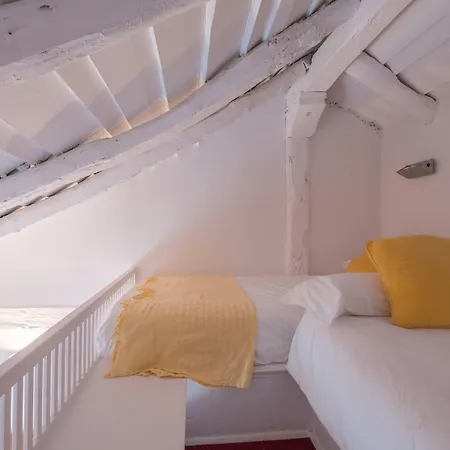 Santa Maria La Real 3*