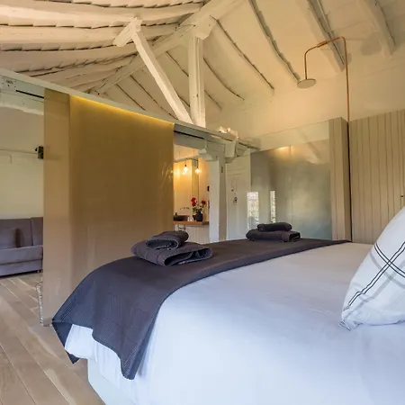 Santa Maria La Real Hotel