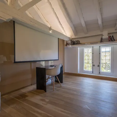 酒店 Santa Maria La Real 3*