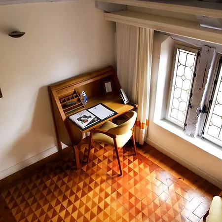 Hotel Santa Maria La Real 3*