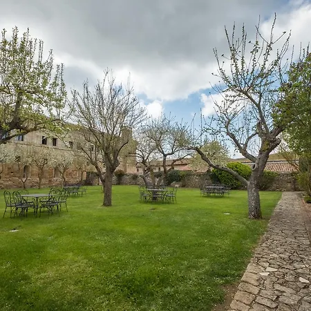 Santa Maria La Real 3* Aguilar de Campóo