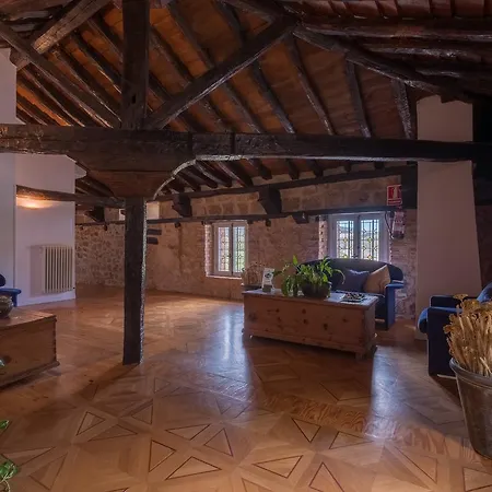 Santa Maria La Real Hotel Aguilar de Campoo