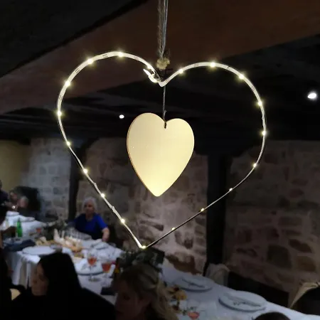 Santa Maria La Real 酒店